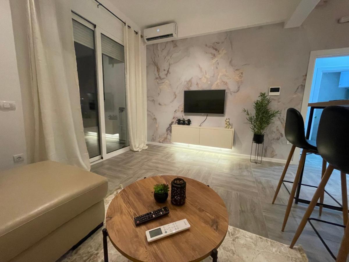 Elena Apartment Bar Exterior photo